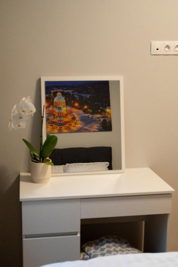 Urban Elegance By Eagles' Bridge Apartment Sofia Luaran gambar